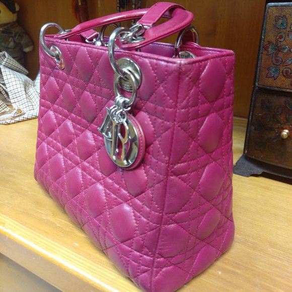 Dior Handbags - DIOR lady Dior medium
